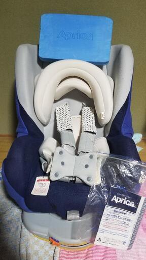 美品、使用2回、希少★aprica ベビー\u0026チャイルドシート・ベッド　マシュマロネオ　フィックスW　クッション付