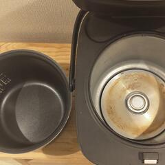 【山善】炊飯器/3合/ブラックの画像