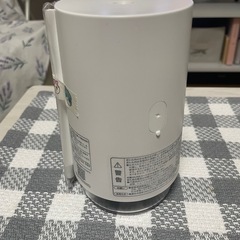 ニトリ　コードレス　デスク加湿器　ホワイトの画像