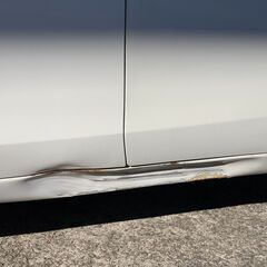 ヴィッツの傷・凹みを安くなおしてください