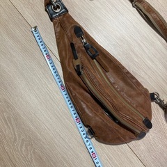 ボディバッグの画像