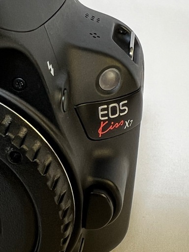 美品　最安値　シャッター回数8500回  EOS Kiss X7 ダブルレンズキット  バッテリー2個セット