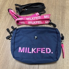 MILKFED. ネイビー サコッシュ　ショルダーバッグの画像