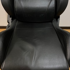 AKRacing ゲーミングチェア Raven Premium + オットマンセットの画像