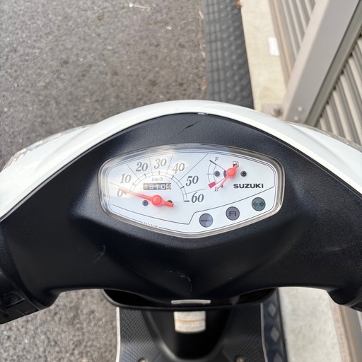 3132.定番人気　アドレスv50 白メーター　バッテリー、シート、ミラー新品　千葉県柏市　即日配送、自走引き取りも可能