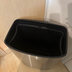 COSTCO コストコ　電動オープン　ゴミ箱　　47Lの画像