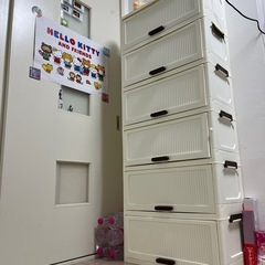 収納ボックスの画像