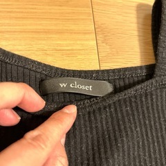 w closet  Tシャツ　ブラック　肩出し　フリーサイズの画像