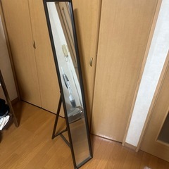木製スタンドミラー