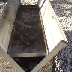 アウトドア　折り畳み　焚火台の画像