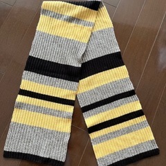 ファミリア　マフラーの画像