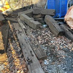 【無料】枕木 ガーデニング 庭づくり 好きなだけ持っていってOK の画像