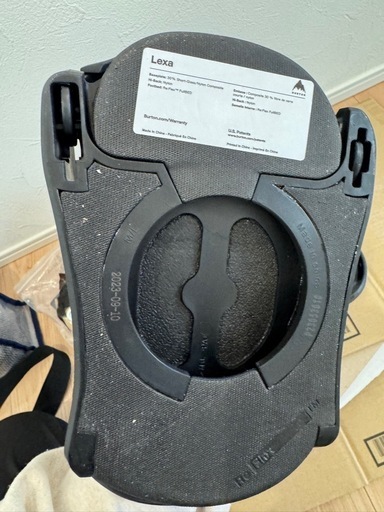 BURTON Mサイズ　レディース