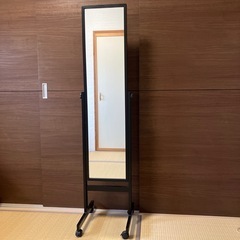 全身鏡 スタンドミラー 大型鏡 (S) 読売ランド前のミラー/鏡の中古あげます・譲ります｜ジモティーで不用品の処分