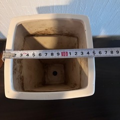 植木鉢　陶器　白の画像