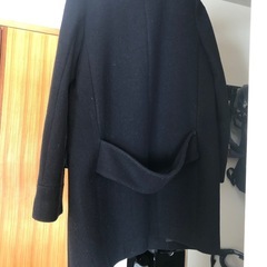 クリーニング済ノーカラー　サイズM 紺の画像