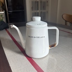 DEAN and DELUCAのケトルです！