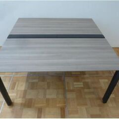 【中古】オカムラ オフィス デスク テーブル 正方形 DP167P MX62 W1400×D1400×H725mm 木目調 2020年製の画像