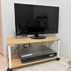 【受け渡し決まりました】テレビ、ブルーレイ、テレビ台セット　2月限定！！