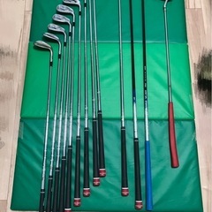 今日明日ご連絡いただいたければ125000円でお譲りします！タイトリスト ゴルフクラブセット ②の画像