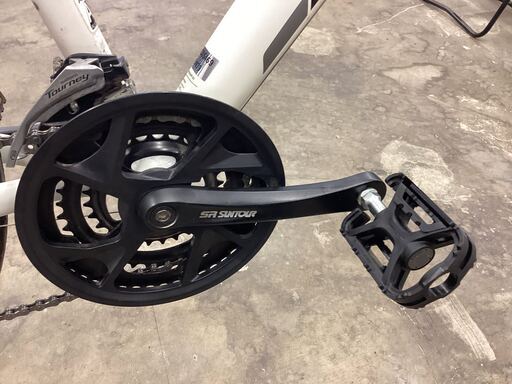 LOUIS GARNEAU LGS-CHASSE 420mm クロスバイク 700×28C 8×3 ホワイト