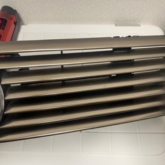 メルセデスベンツR129前期モデル用フロントグリルジャンクの画像