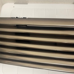 メルセデスベンツR129前期モデル用フロントグリルジャンクの画像