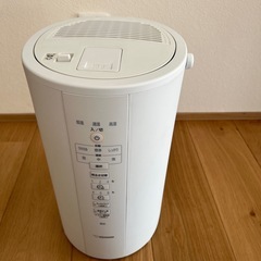 象印　加湿器　2022年製　
ee-dc50