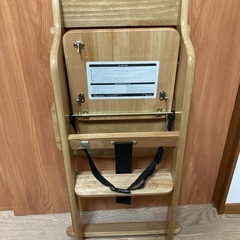 ベビーハイチェアの画像