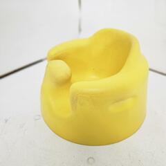 バンボ　BUMBO テーブル付　赤ちゃん用チェア　イエローの画像