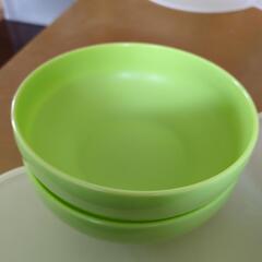 プラスチックのどんぶりの画像