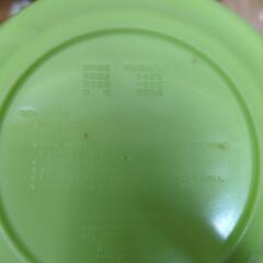 プラスチックのどんぶりの画像