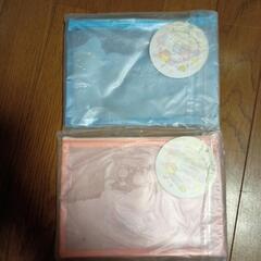 新品✨️すみっコぐらし　ビニールポーチ2種セット　消しゴム2個おまけ　の画像