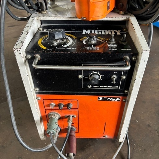 自動溶接機／MIGBOY／CPSS-135／単相200v／135A／スプールオンガン式薄板用MIG／MAG自動溶接機