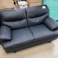 リサイクルショップどりーむ荒田店　No1066 ソファ　二人かけ　黒　レザー　合成皮革　の画像