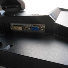 【配送出来ます】DELL ワイドモニター E2010Ht 20インチ（近くなら配送も可能です。宅配もお問合せ下さい）の画像