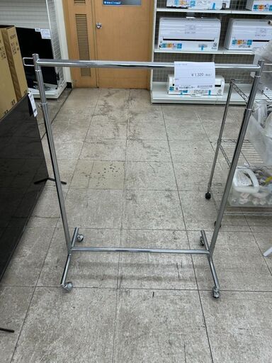 ★ジモティ割あり★  ハンガーラック シルバー H105～156.3×D42.5×W93 クリーニング済み TJ10720