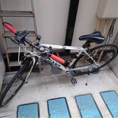 受付終了　
クロスバイク　自転車