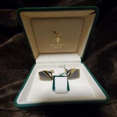 ポロ　カフスの画像