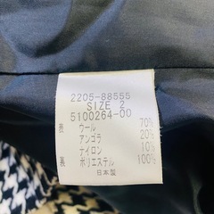 QUEEN'S COURTジャケットの画像