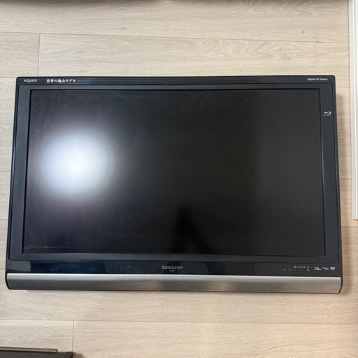 37インチ　SHARP 液晶テレビ
