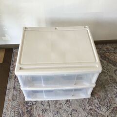 184  ２段収納ケース  プラスチック製 高さ46㎝ 幅 63㎝ 奥行 52㎝の画像