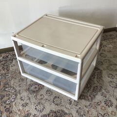 184  ２段収納ケース  プラスチック製 高さ46㎝ 幅 63㎝ 奥行 52㎝の画像