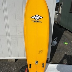 freedom surfboard ツインフィッシュの画像