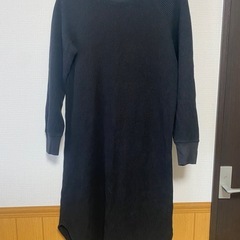 ユニクロ　ロング丈長袖