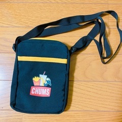 [最終価格]CHUMSショルダーバッグ