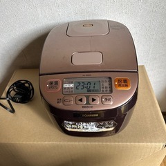 炊飯器の画像
