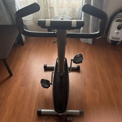 サイクリングマシーン