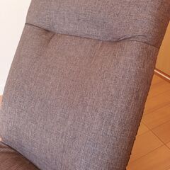 ★使用2ヶ月新品同様★アイリスオーヤマ　リクライニング 座椅子　ベストセラー1位！　＊日野市に引き取りに来られる方希望の画像