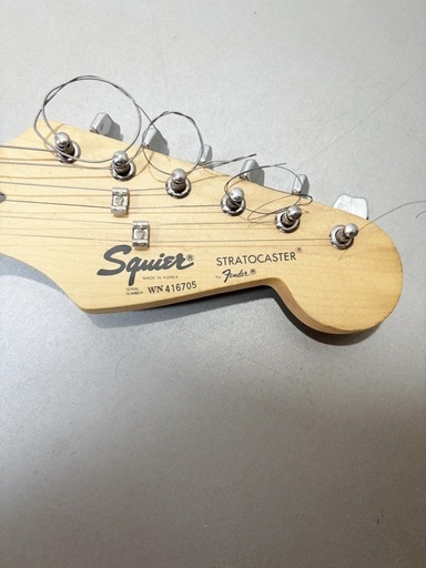 ギター Squier Stratocaster Piggy HU-8300 tuner Squier Stratocaster Piggy HU-8300 tuner